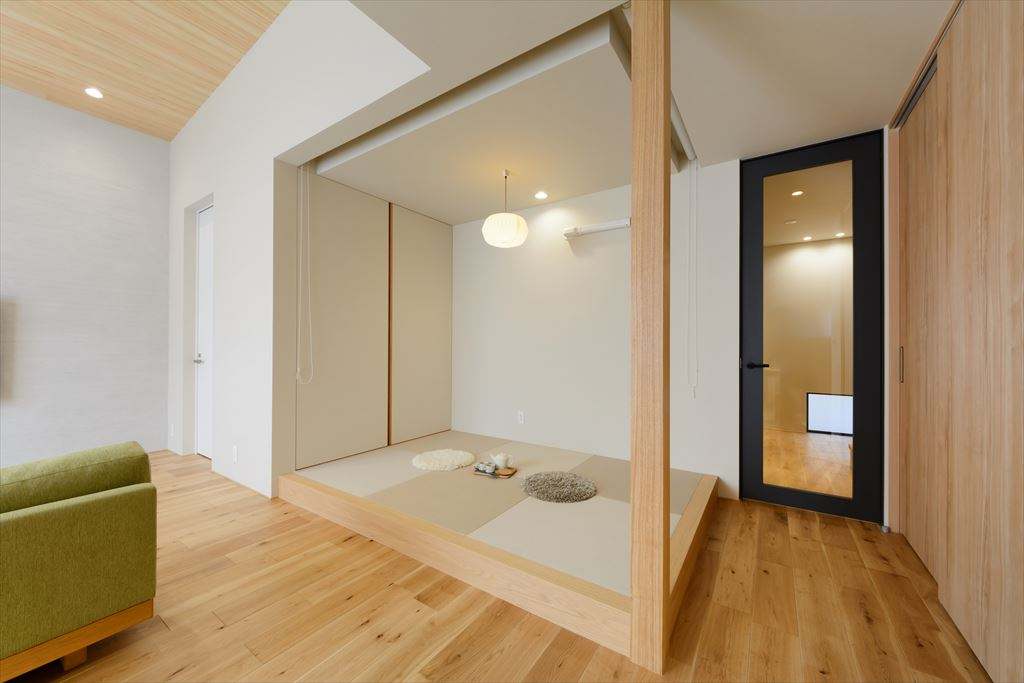 子どもの遊び場や昼寝に最適な和室スペース