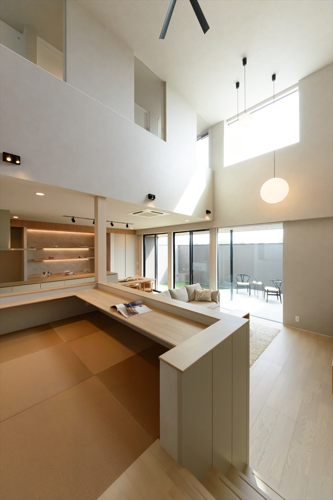 スキップフロアを活用した多機能な和室